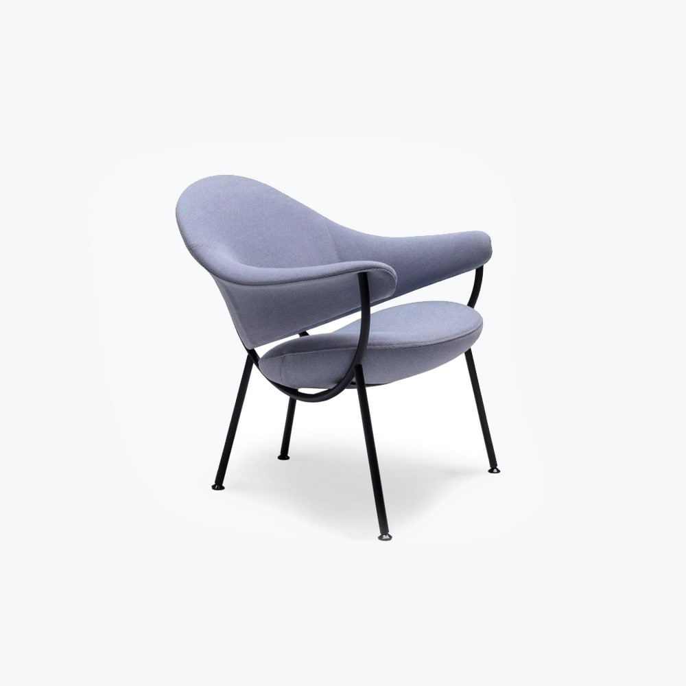 Lowback Pellentesque  Chair