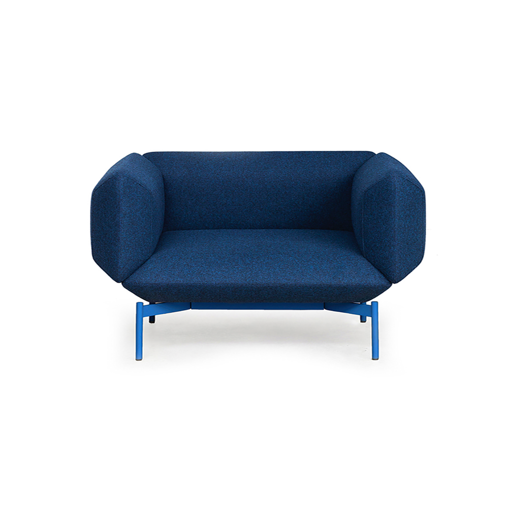 comfort clubhouse chair